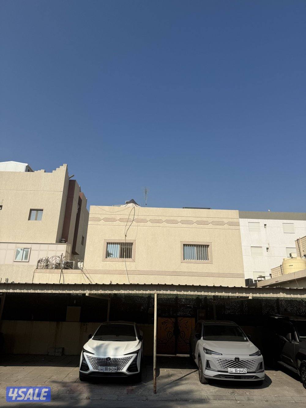 للبيع بيت العمريه3