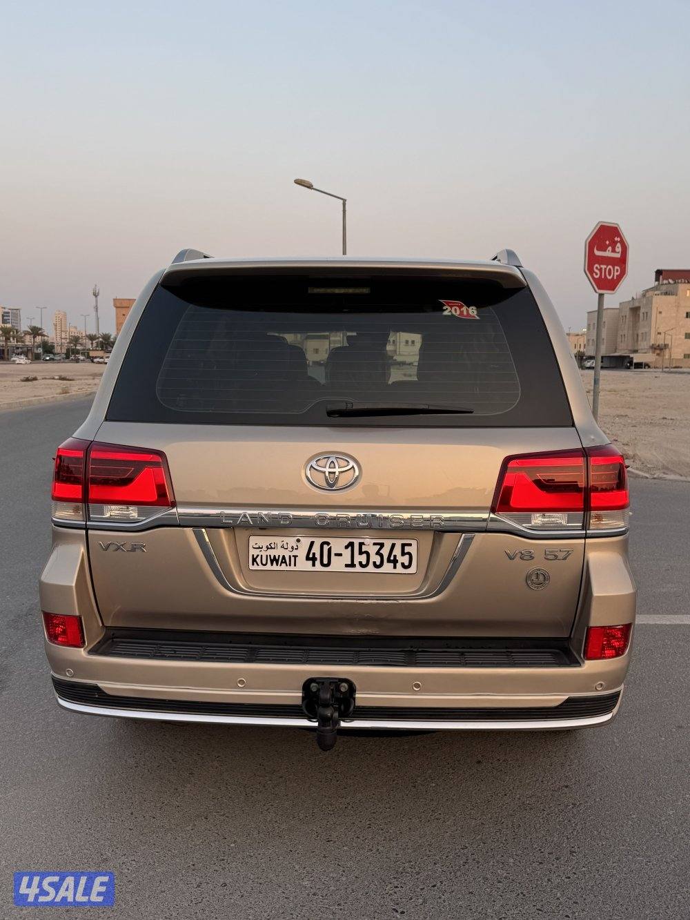 للبيع لاند VXR موديل 2016 ماشي 190 الف6