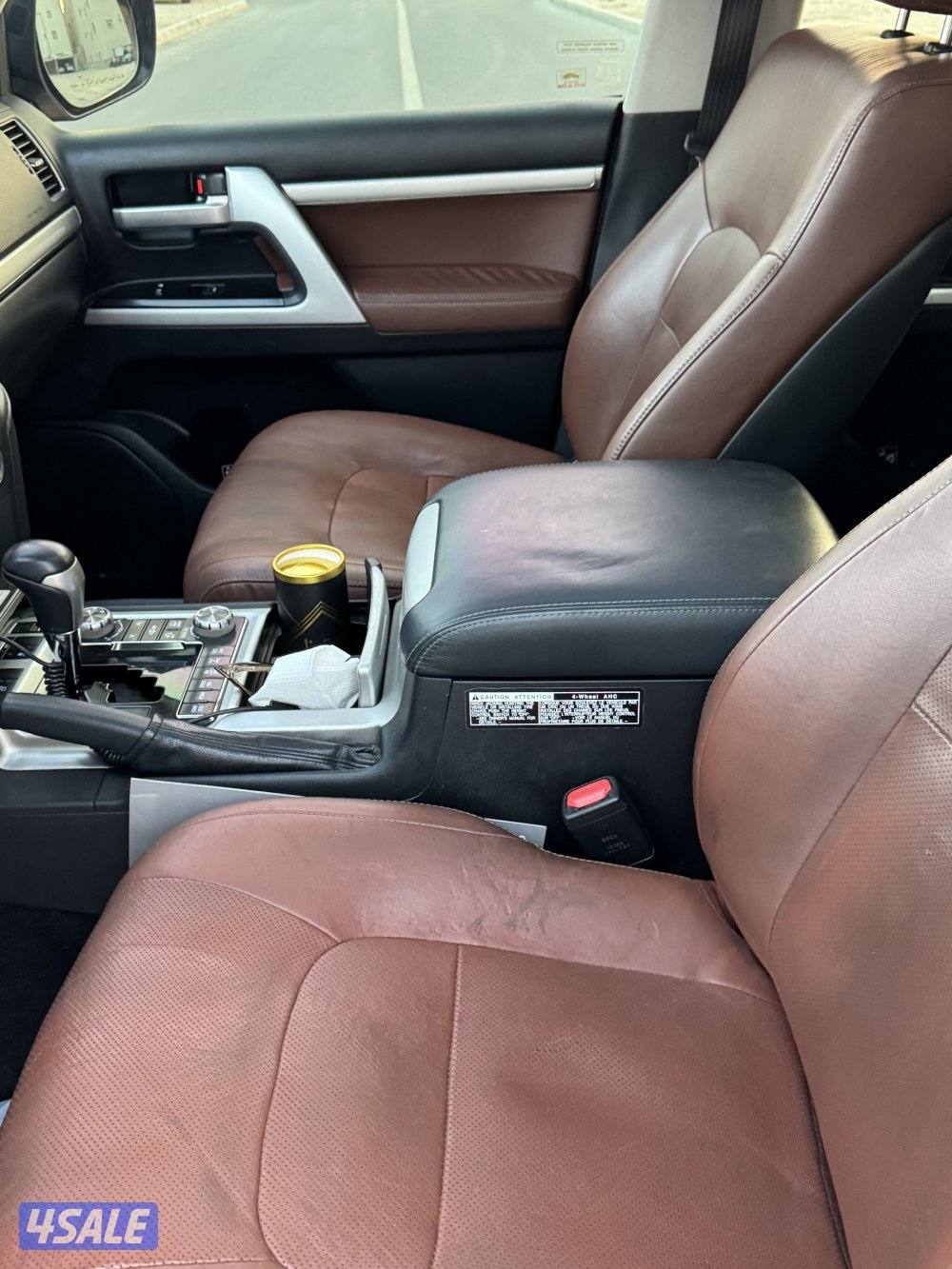 للبيع لاند VXR موديل 2016 ماشي 190 الف12