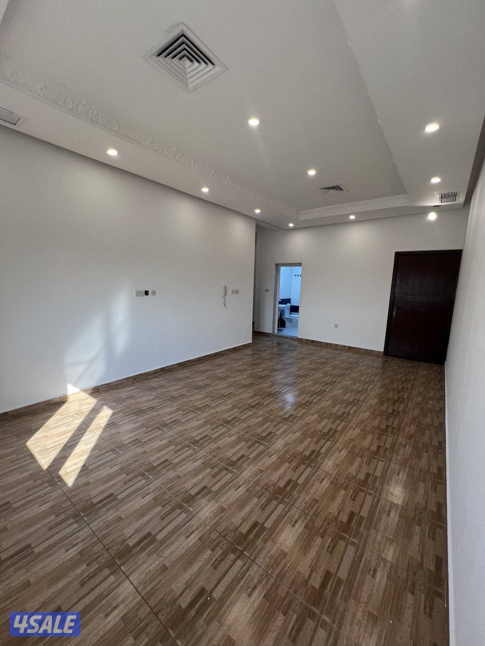 للايجار شقة المسايل الدور الثاني4