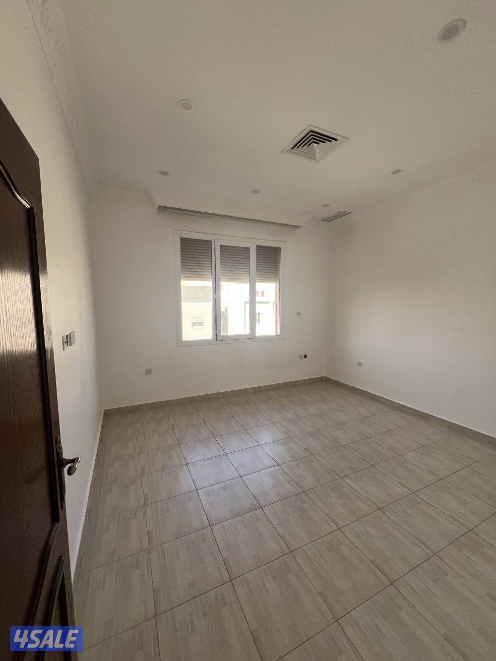 للايجار شقة المسايل الدور الثاني8