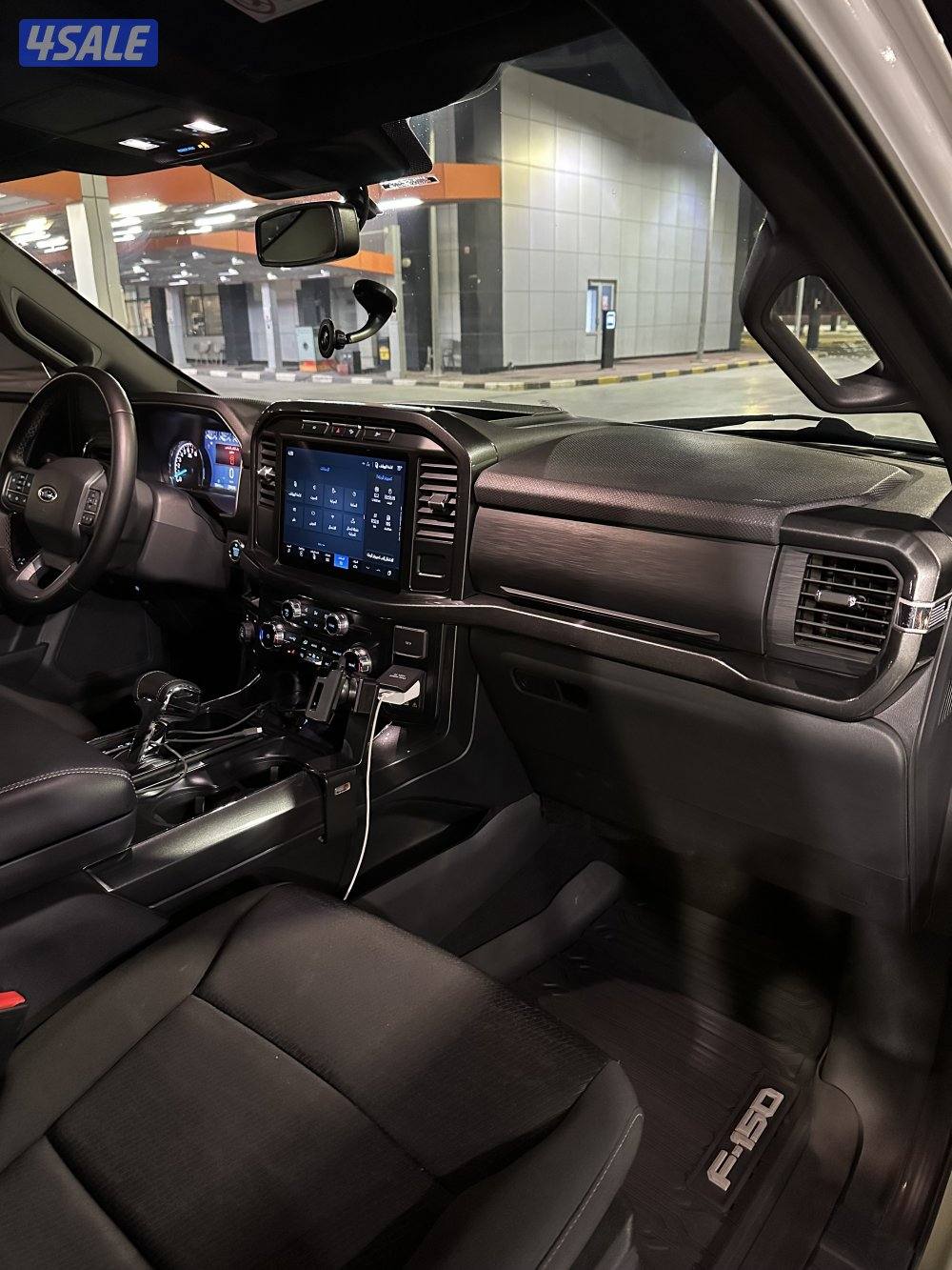 للبيع وانيت F-150 موديل 2023 صبغ الوكالة ماشي 73 الف8