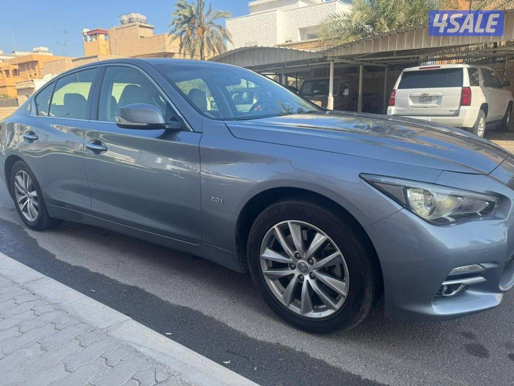 2016 Infiniti Q50 98,000 KM2