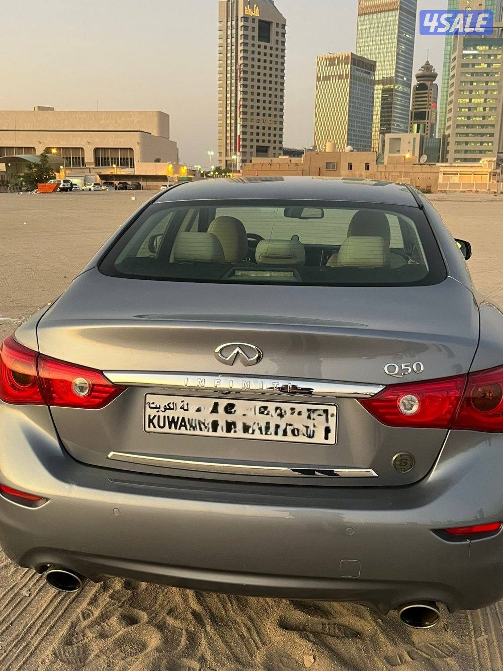 2016 Infiniti Q50 98,000 KM7