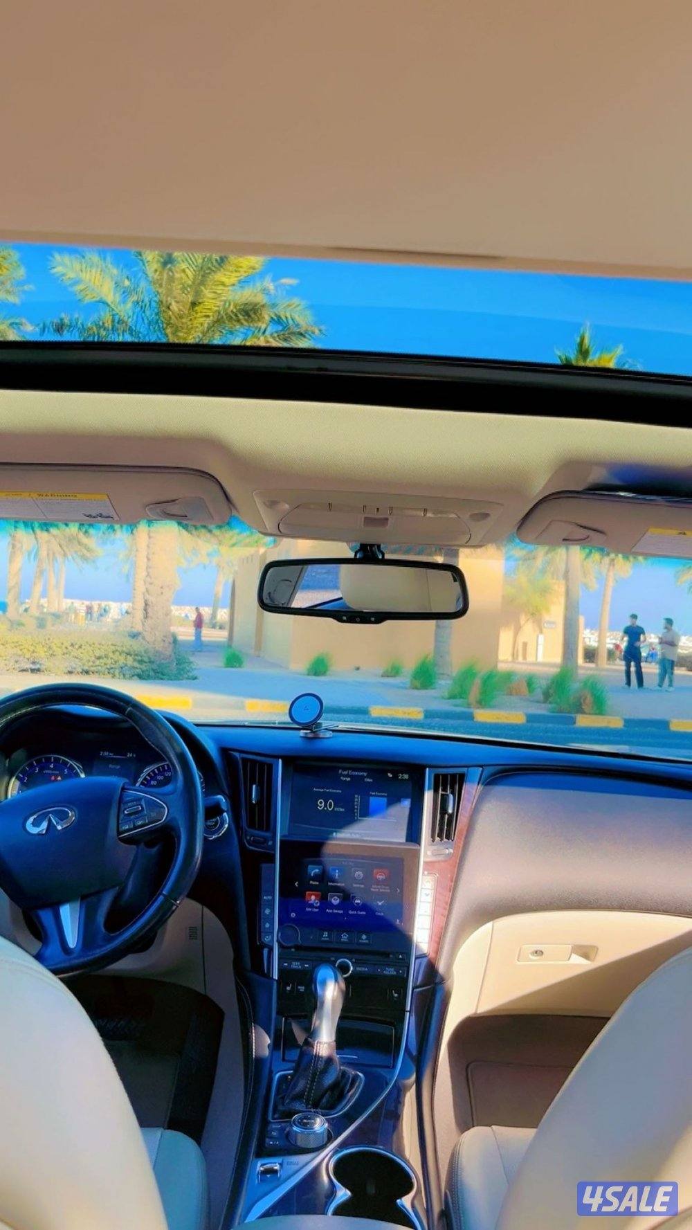 2016 Infiniti Q50 98,000 KM9