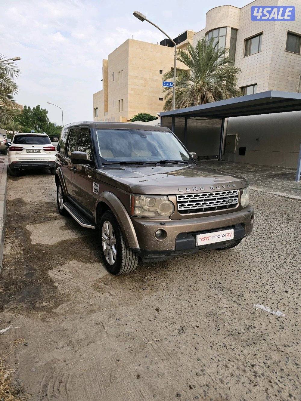 Land Rover LR4 Hse0