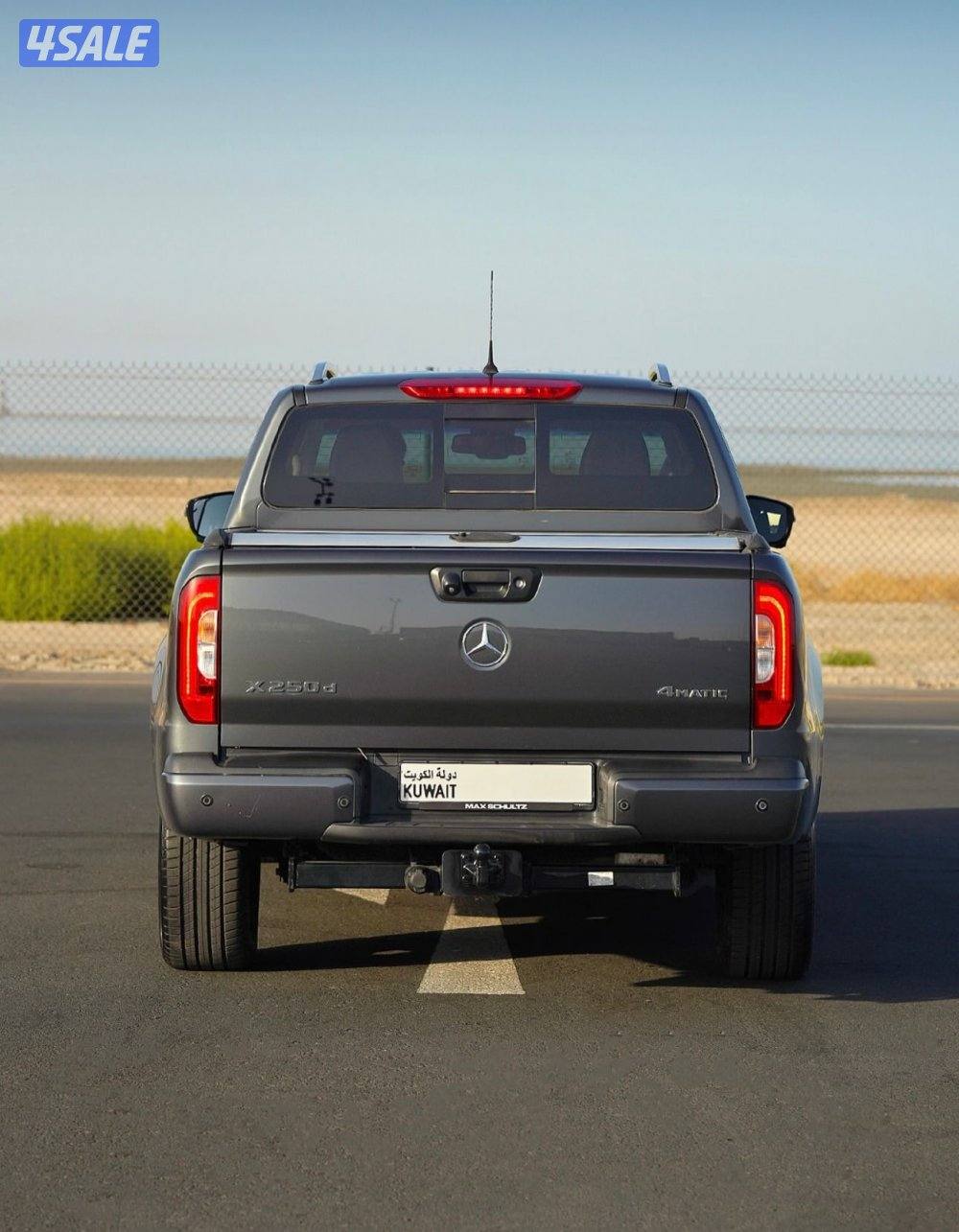 وانيت مرسيدس ( ديزل ) ماشي 685