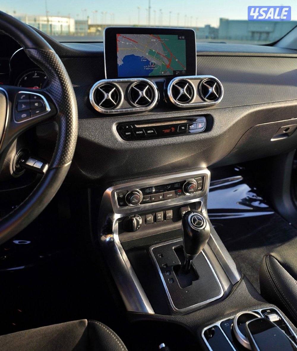 وانيت مرسيدس ( ديزل ) ماشي 689