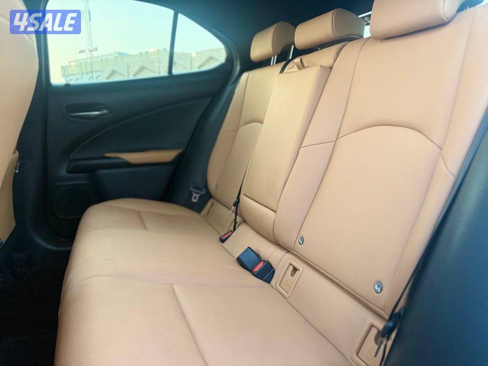 لكزس UX 2023 شرط الفحص كامل3