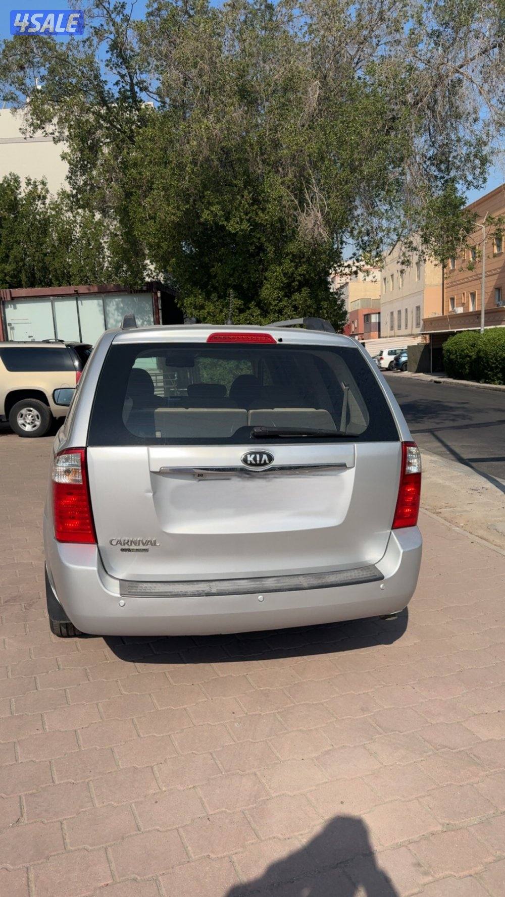 كيا كرنفال ٢٠١٥ممشى ٢٧٨مالك اول بيعه سريعه3