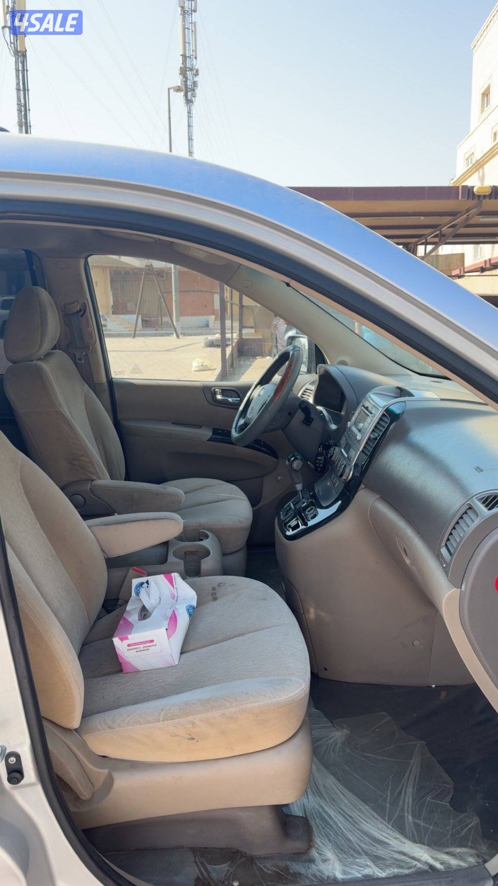 كيا كرنفال ٢٠١٥ممشى ٢٧٨مالك اول بيعه سريعه5