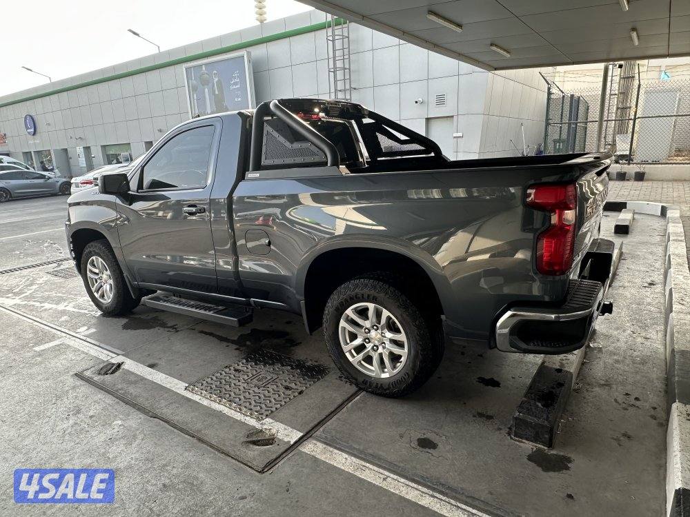 للبيع وانيت سلفرادو lt موديل 2020 ماشي 132 الف شرط الفحص2