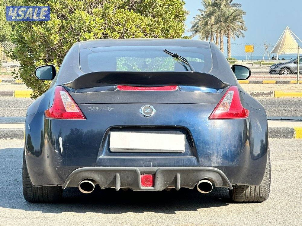 نيسان Z370 
موديل 20145