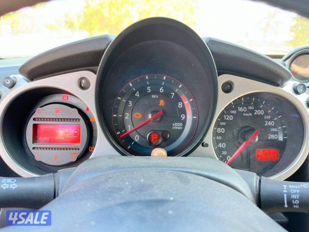 نيسان Z370 
موديل 201413