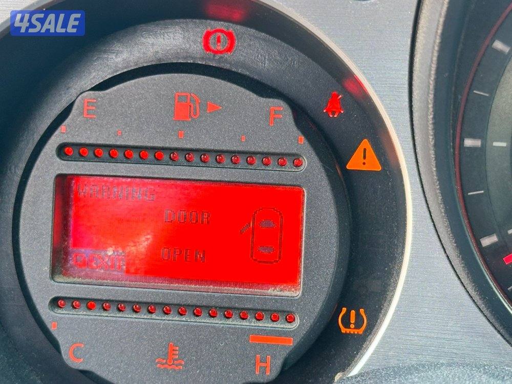 نيسان Z370 
موديل 201415