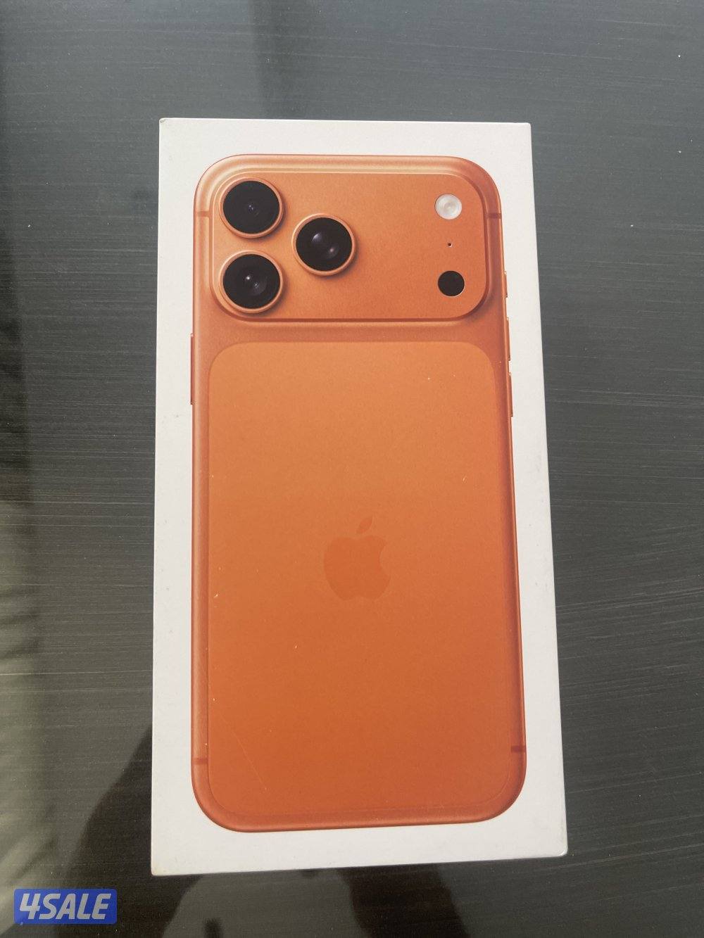 ايفون 17 بروماكس ون تيرا بالكرتون الصليبخات1