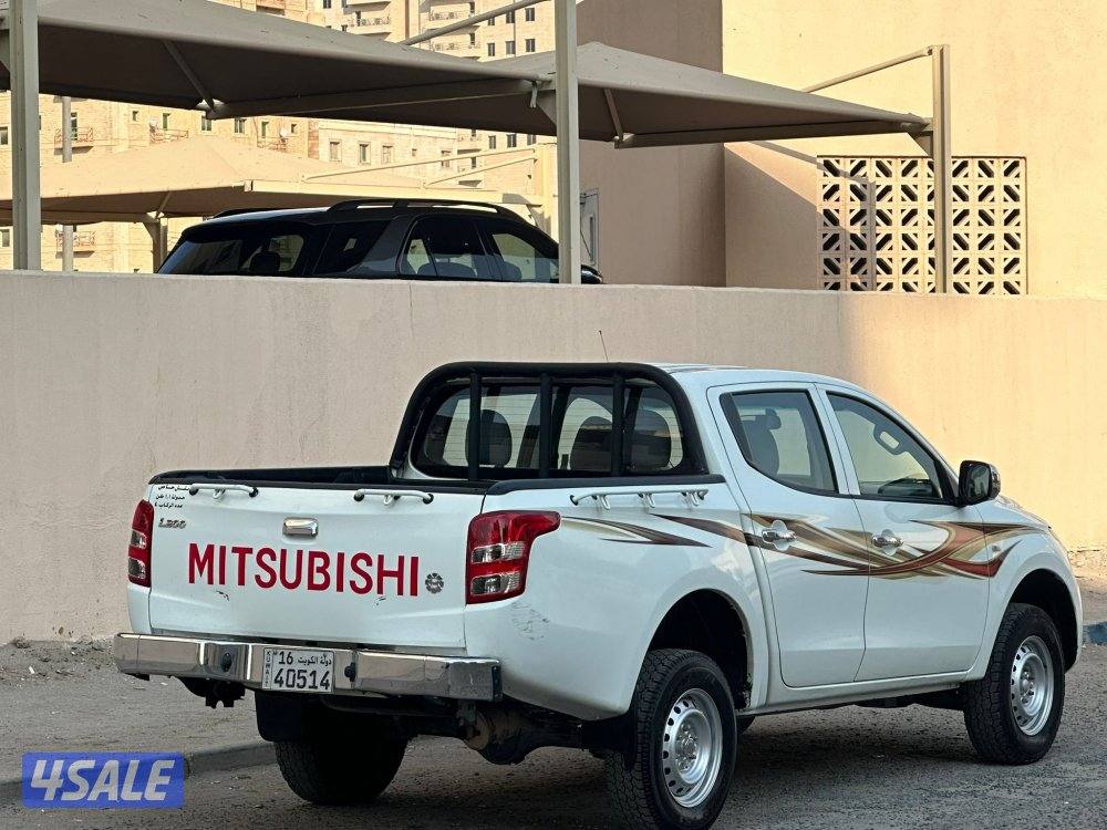 ميتسوبيشي 2018 / L2001