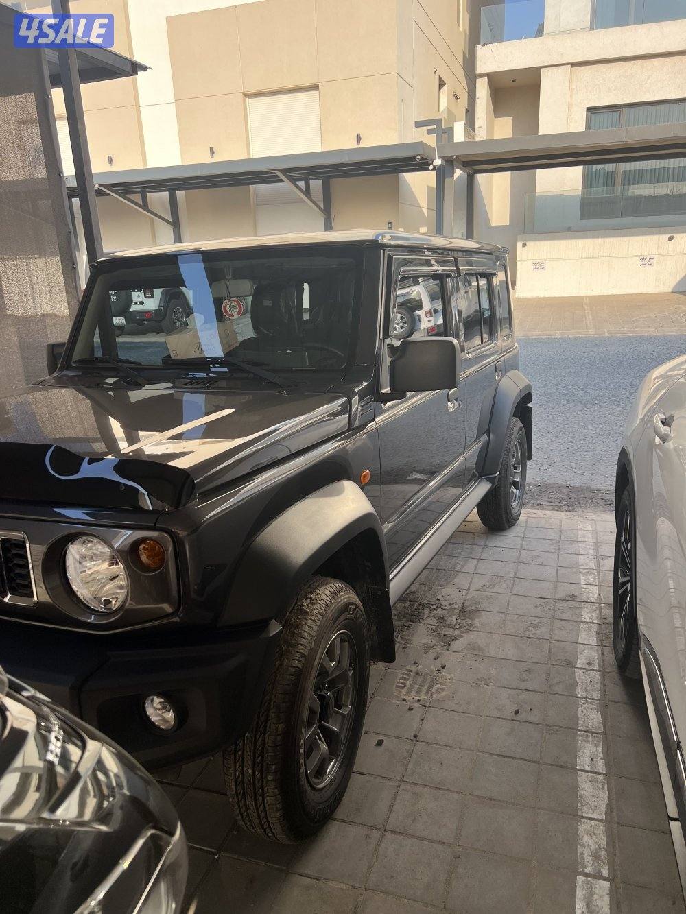 جمني ٤ أبواب قير عادي1