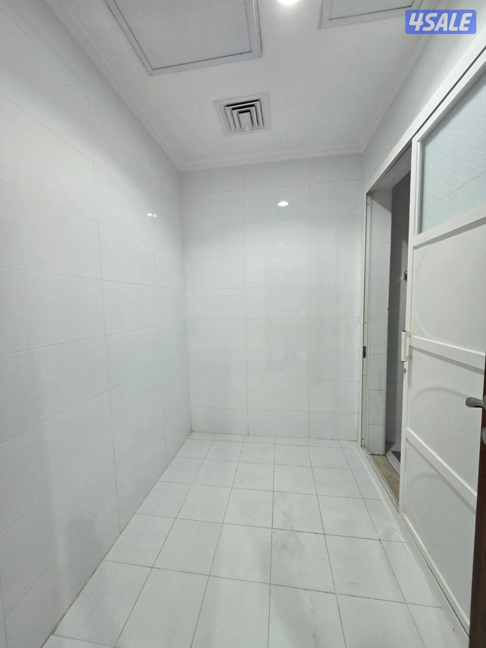 فرصه لن تكرر.. للإيجار شقه مميزه وسعرها مميز جدا بصباح السالم ق١11