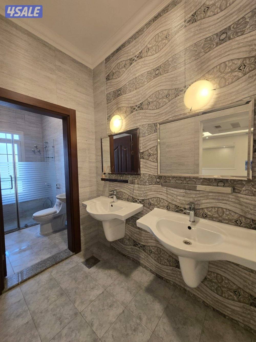 فرصه لاتعوض .. للإيجار دور كامل في ابوفطيره قطعه2 موقع مميز مدخل ومخرج2