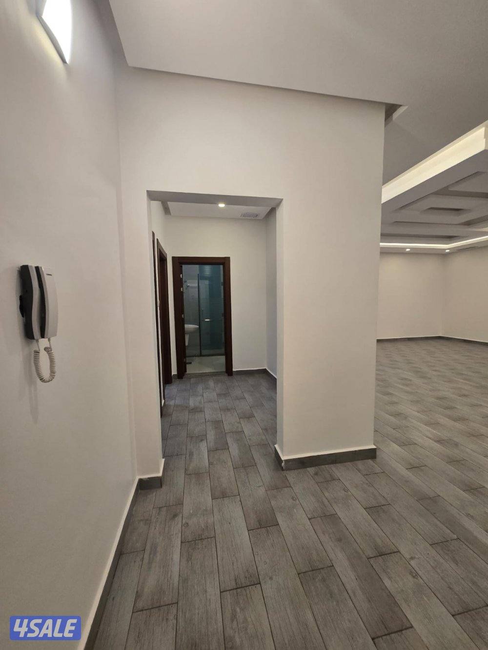 فرصه لاتعوض .. للإيجار دور كامل في ابوفطيره قطعه2 موقع مميز مدخل ومخرج11