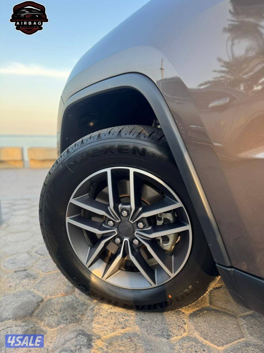 جراند شيروكي لأريدو 
موديل 2021 
عداد 102 الف 
سيرفس منتظم9