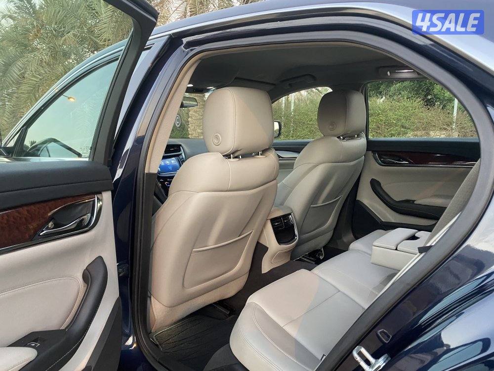 كاديلاك 2017 عداد 80 الف7