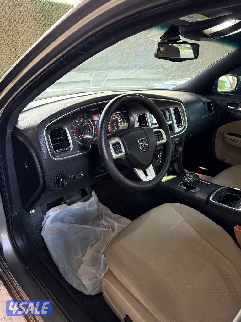 تشارجر بحالة نظيفة0