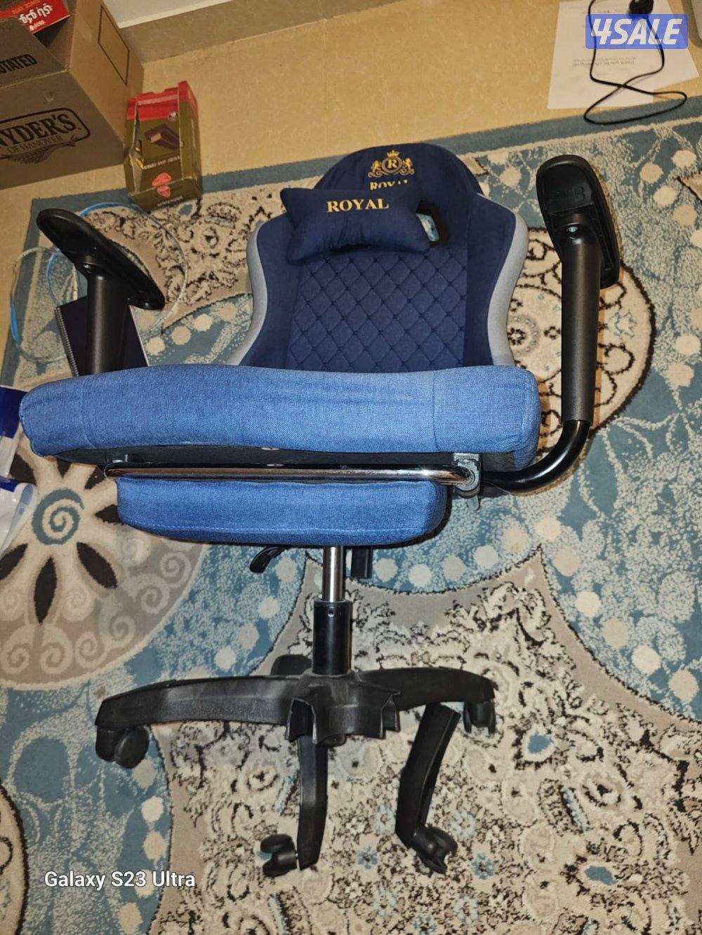 تصليح كراسي حلاقه وطاولات ومكاتب استرخاء2