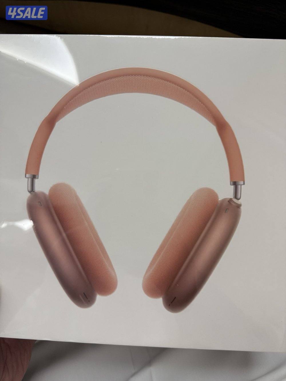 سلام عليكم سماعة ابل جوده عاليه وممتازه بالعزل والصوت ماستر كولتي0