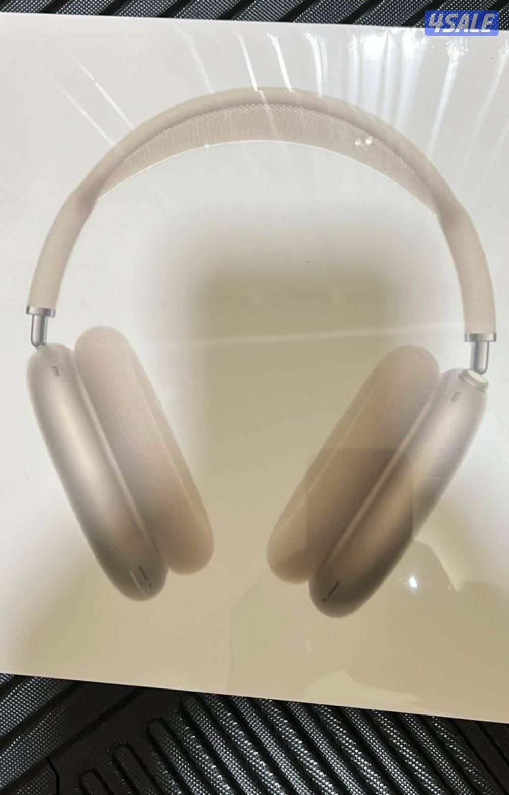 سلام عليكم سماعة ابل جوده عاليه وممتازه بالعزل والصوت ماستر كولتي5