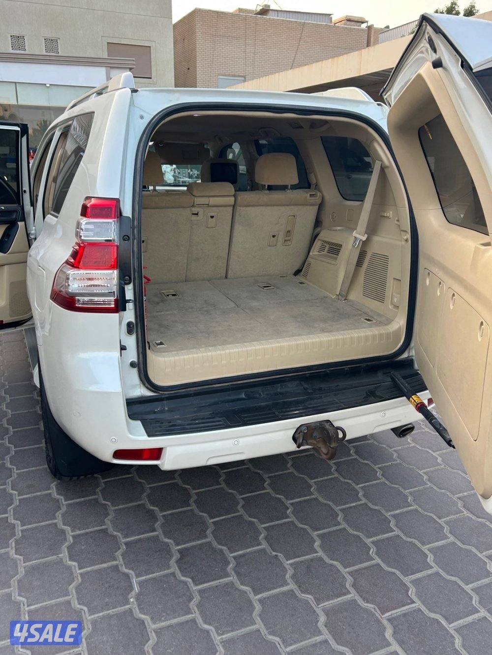 للبيع برادو TXL موديل 2016 اللون صدفي شرط الفحص قيم مكينه شاي6