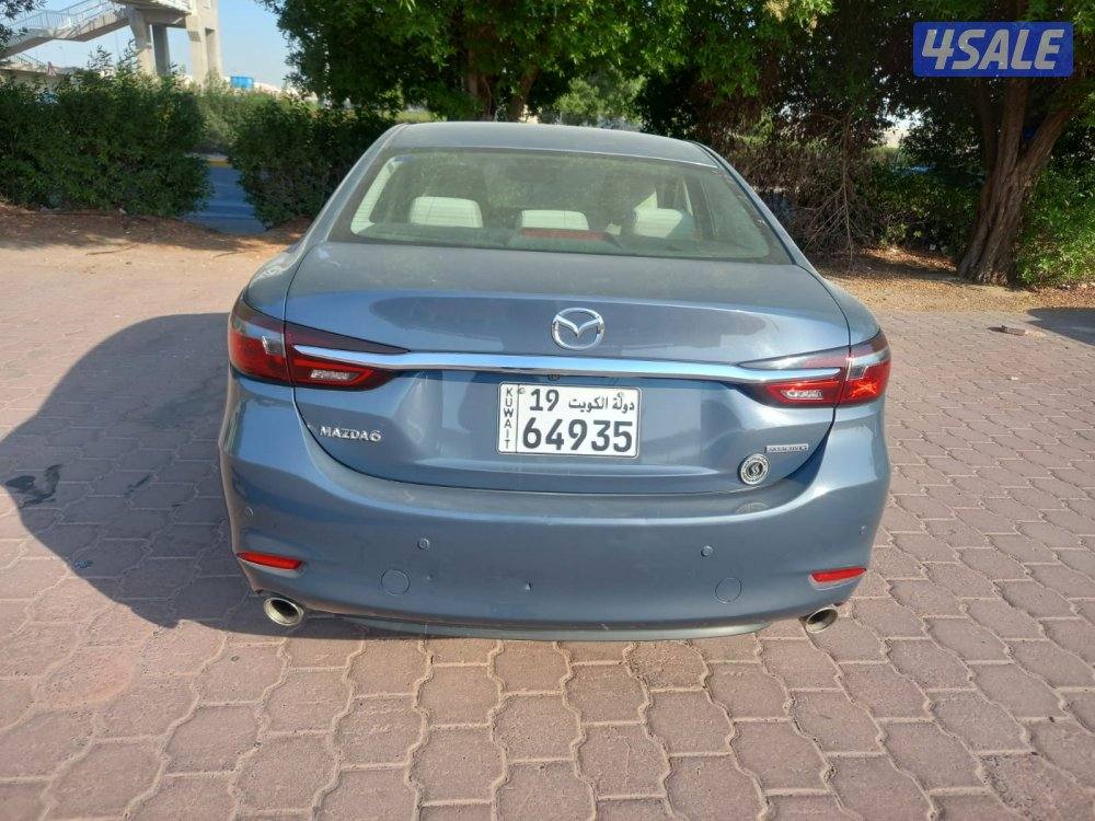 مازدا 6 _____  2021
عداد ٨٤  الف 
كاميرا    شاشه     مثبت سرعه  تحكم س11