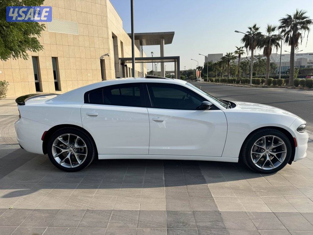 للبيع : دوج شارجر : موديل 2023 : عداد 41 الف كم3