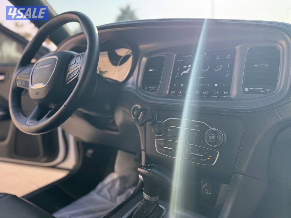 للبيع : دوج شارجر : موديل 2023 : عداد 41 الف كم7