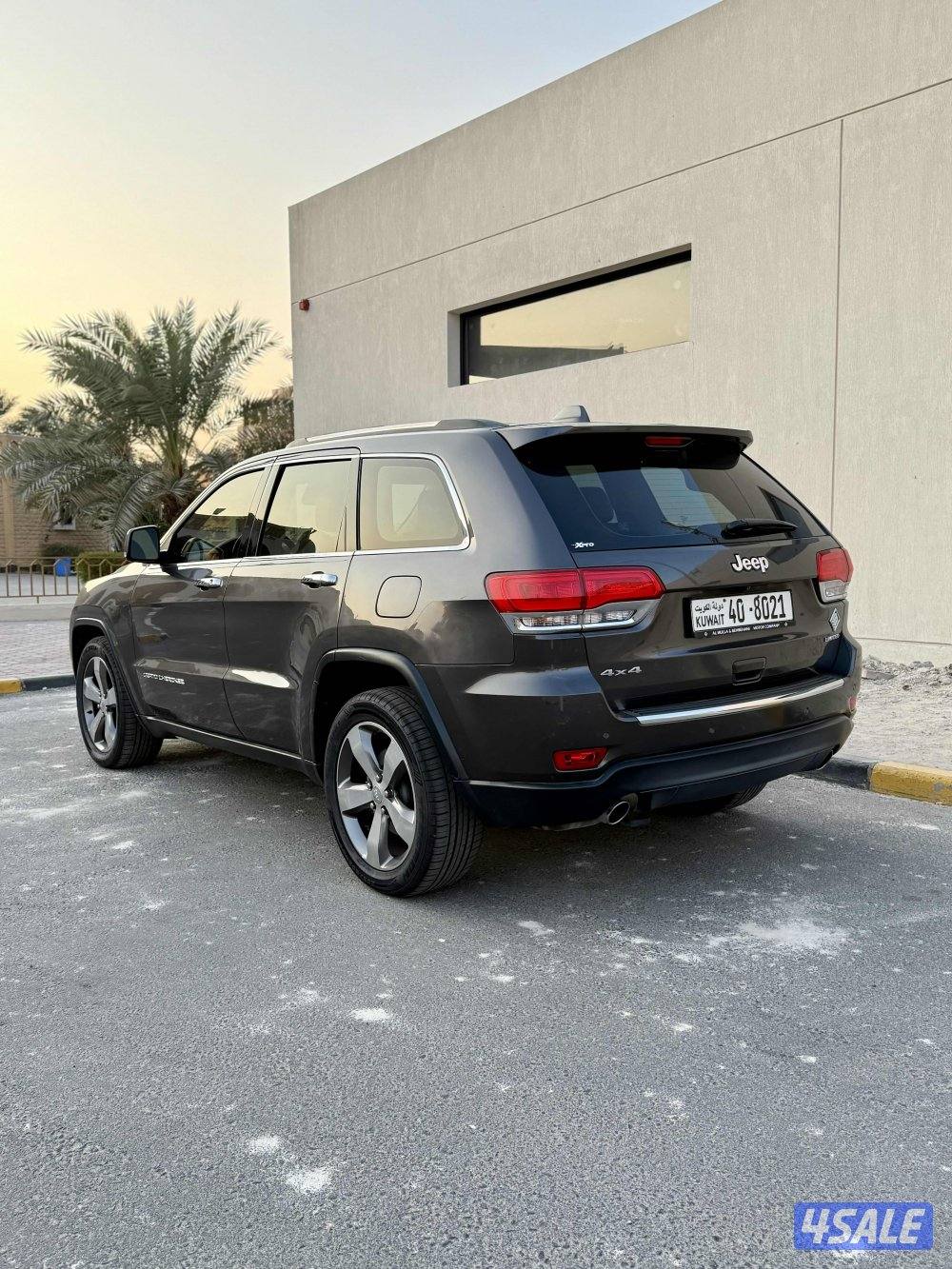 المالك الأول ليمتد موديل 2015 عداد 200 ألف بحالة الوكالة3