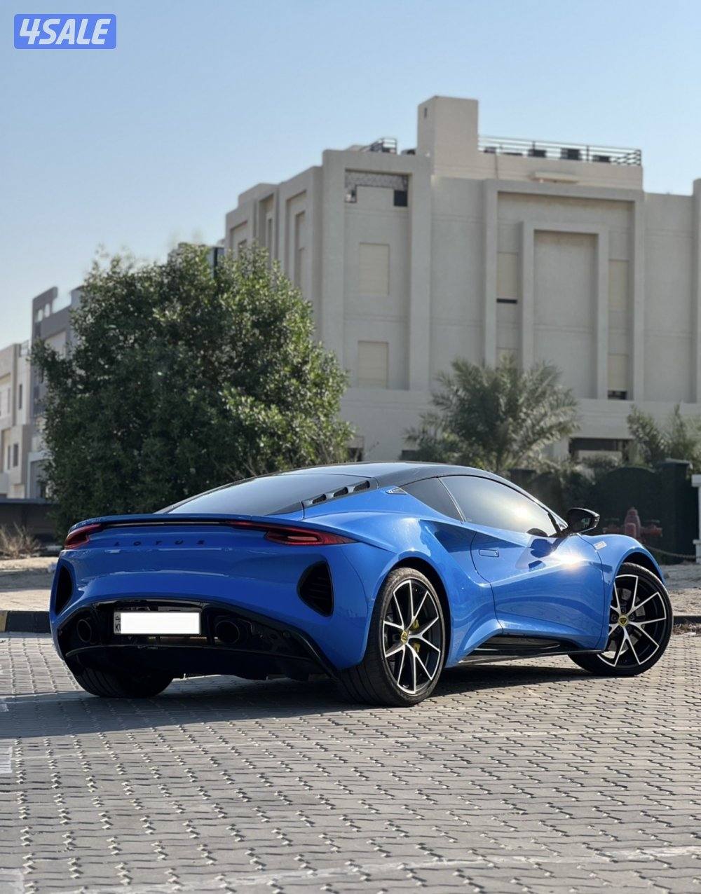 لوتيس اميرا 20233