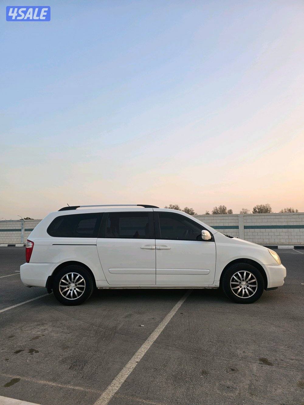 للبيع كرنفال عائليه نظيفه0