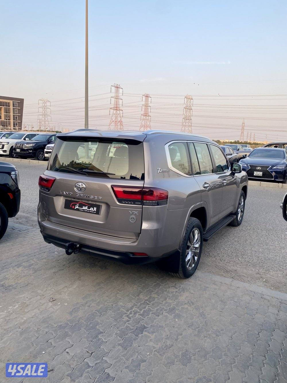 لاند كروزر VX بدون تيربو الساير موديل 2022 عداد 784