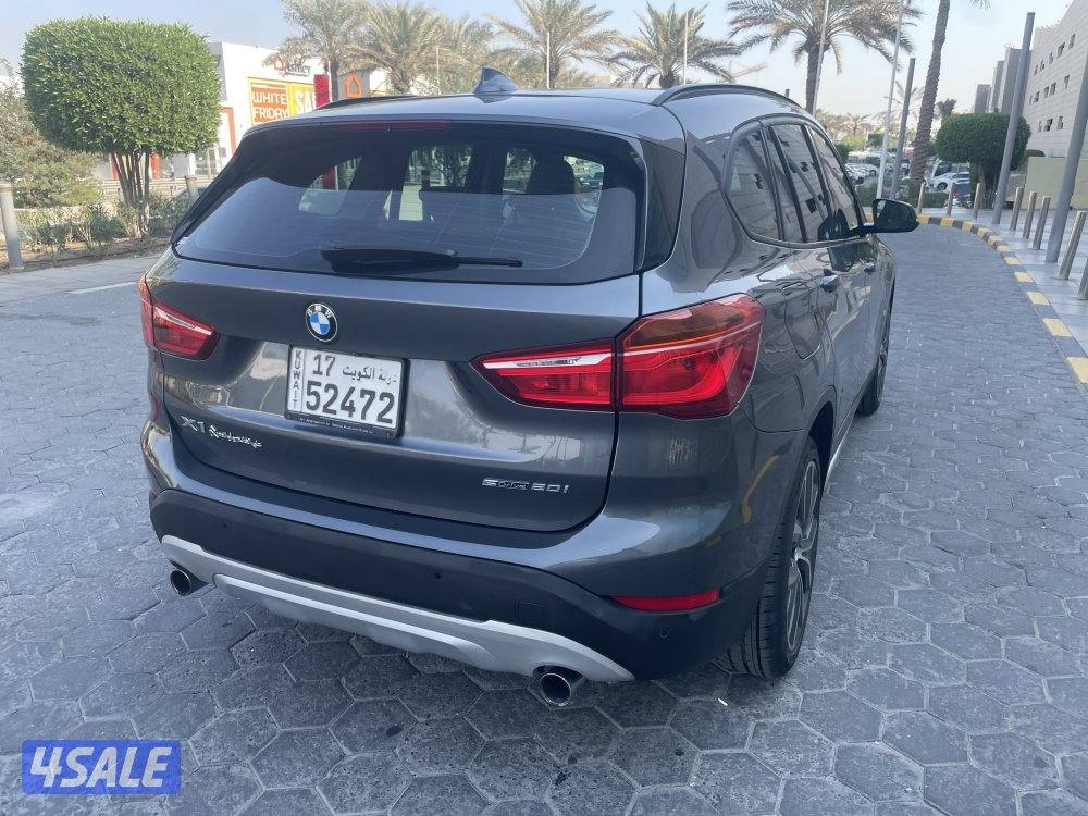 بي ام دبليو X13