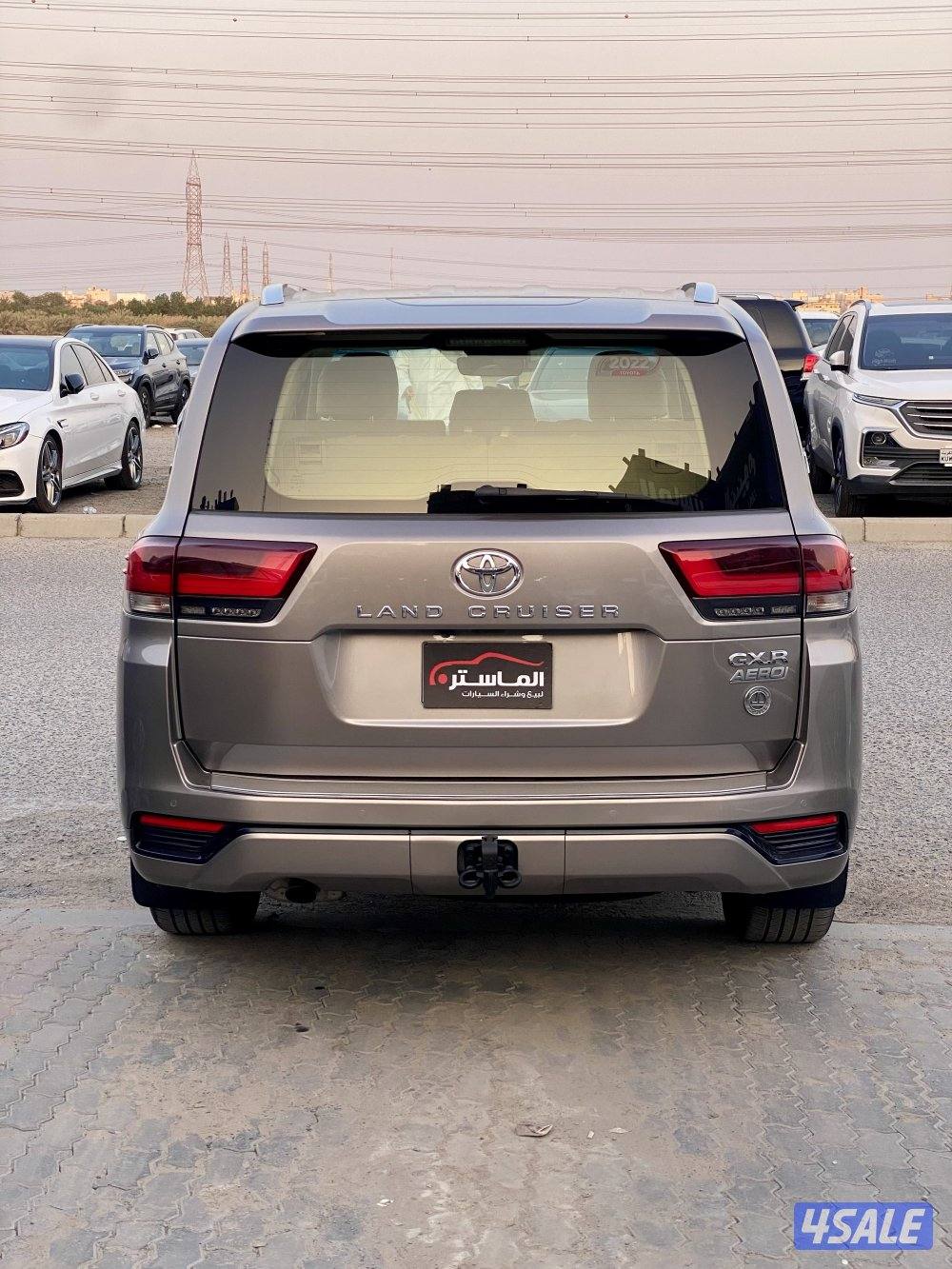 لاند كروزر GXR الساير موديل 2022 عداد 513