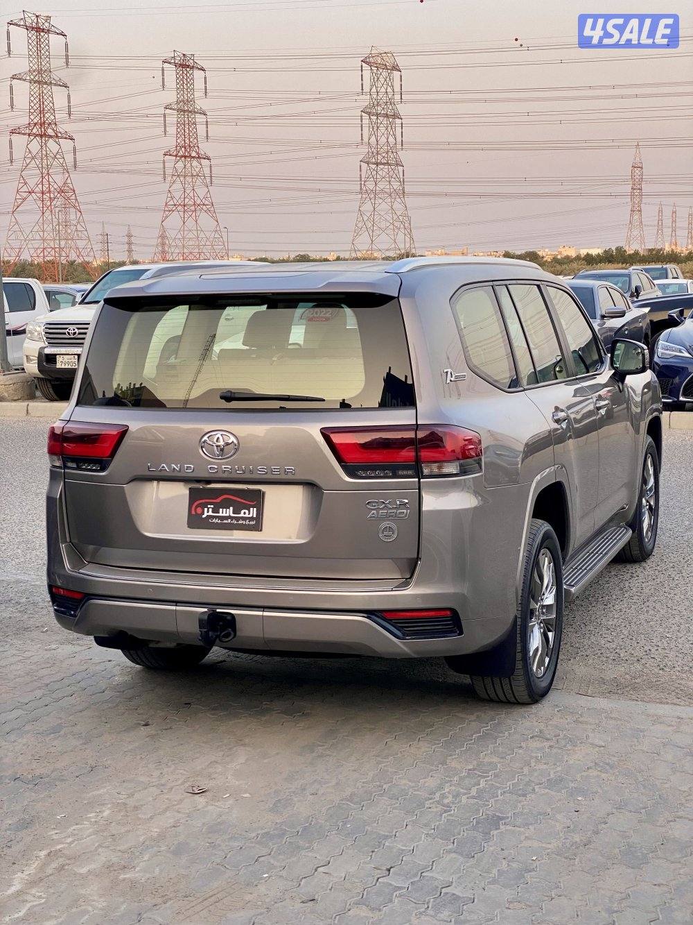 لاند كروزر GXR الساير موديل 2022 عداد 514