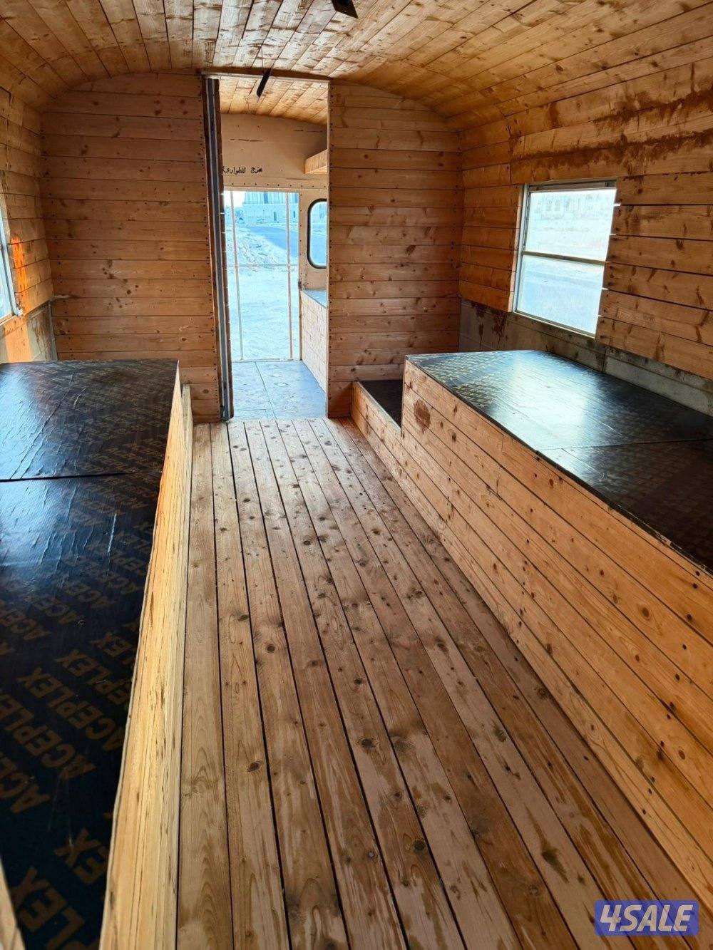 باص ٤٠ راكب بوعرام مضبط من داخل يصلح جميع الاستخدامات غرفه مطعم بقاله0