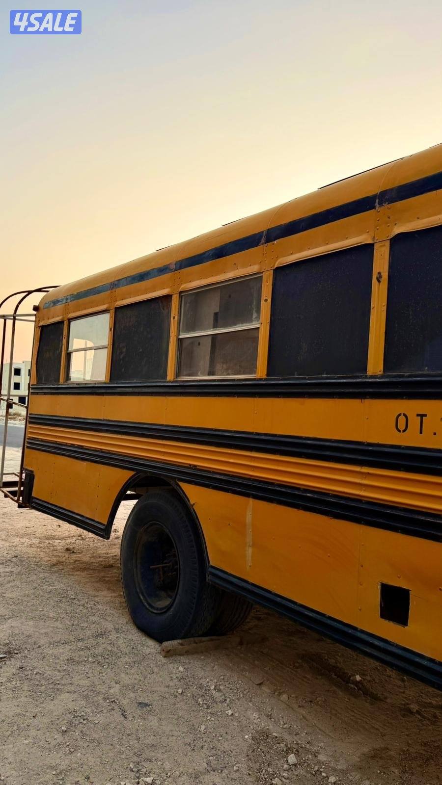 باص ٤٠ راكب بوعرام مضبط من داخل يصلح جميع الاستخدامات غرفه مطعم بقاله9