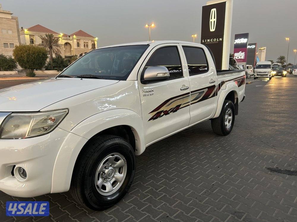 هايلوكس موديل ٢٠١٢ دبل فير5