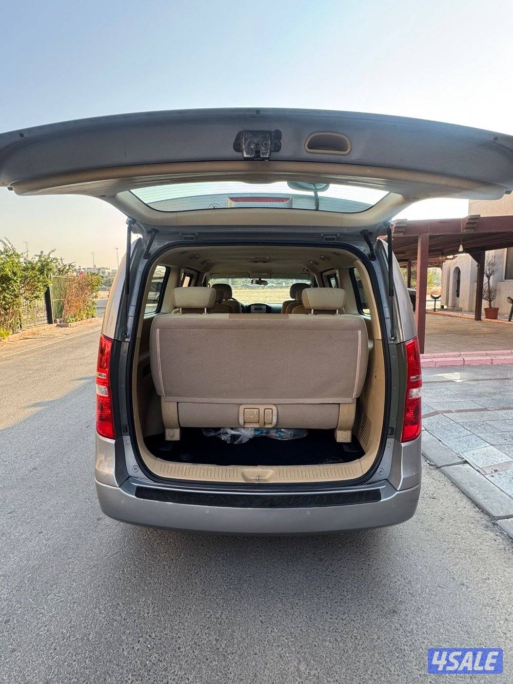 هونداي H1 موديل ٢٠١٤ صبغ الوكاله ماشي 2007