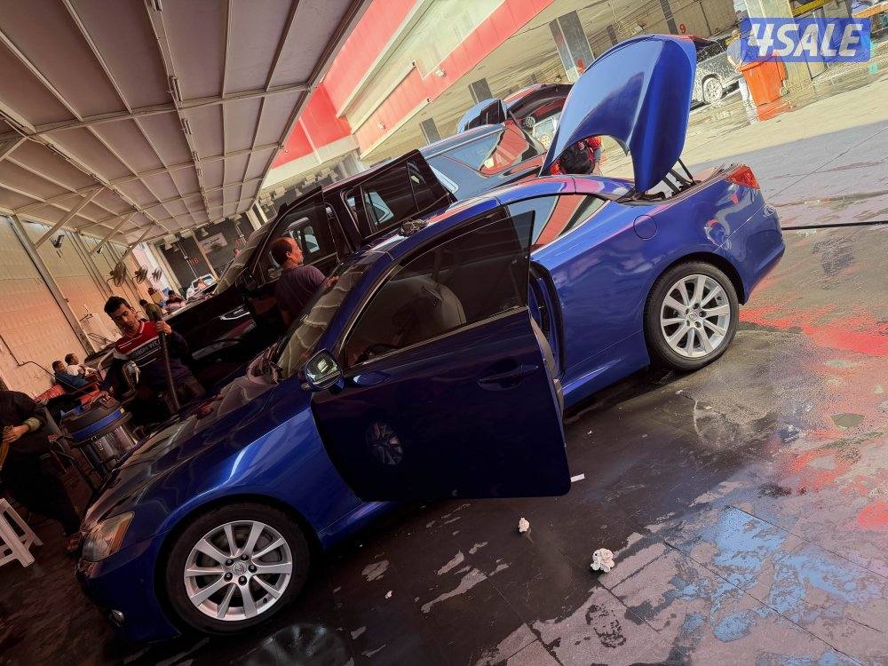 للبيع لكزس .IS 300 c. موديل 20090