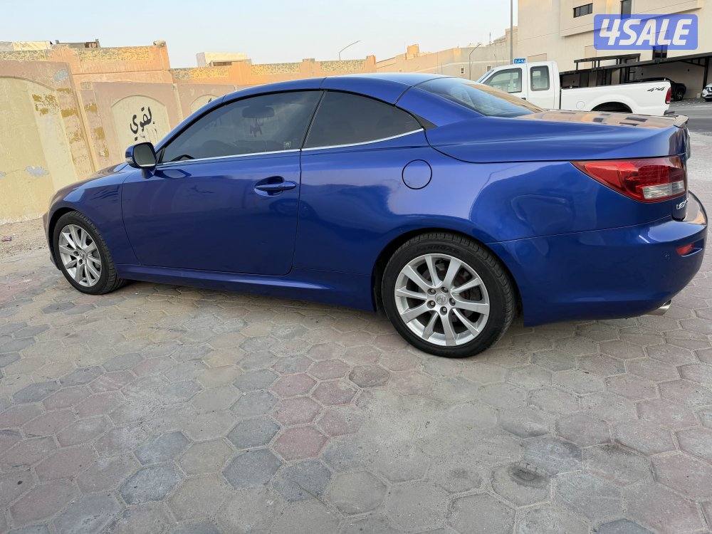 للبيع لكزس .IS 300 c. موديل 20091