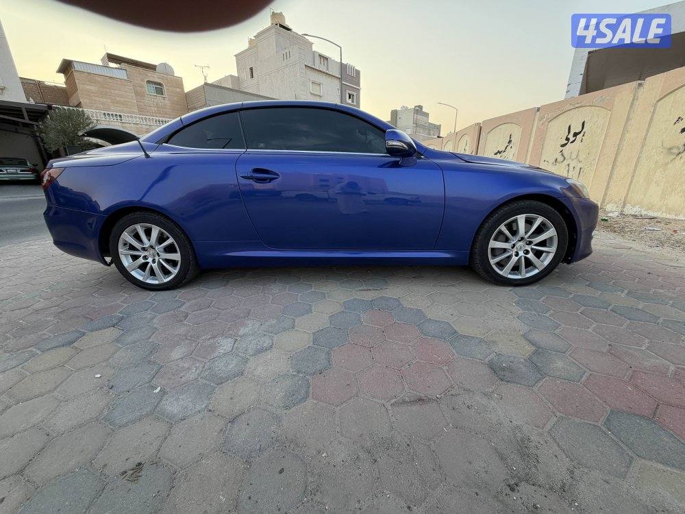 للبيع لكزس .IS 300 c. موديل 20093