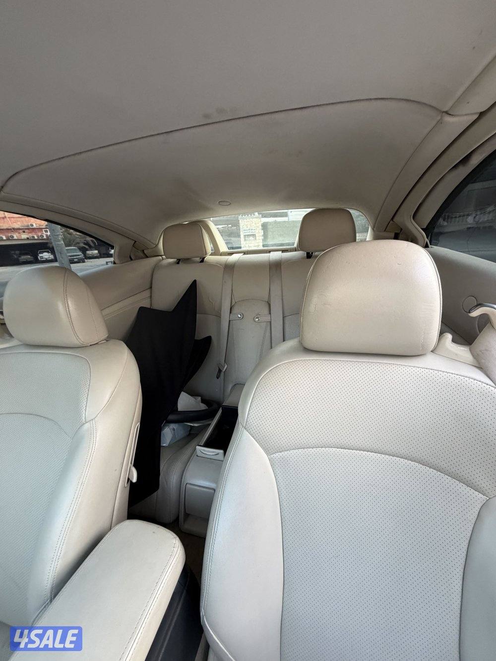 للبيع لكزس .IS 300 c. موديل 20097